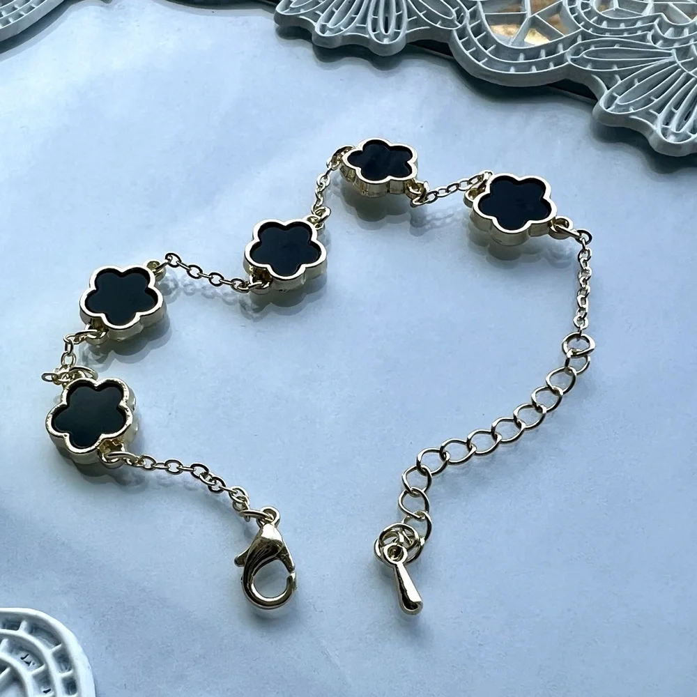 Four Leaf Clover Gold Bracelet
